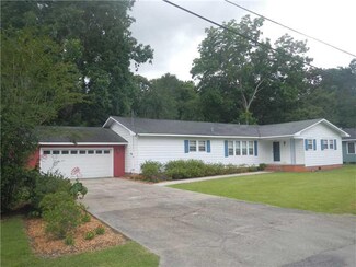 707 Harrington St, Jennings, LA 70546