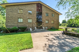 500 Bowie Dr, Dayton, OH 45417