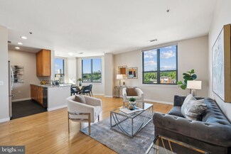 3883 Connecticut Ave NW Unit 904, Washington, DC 20008