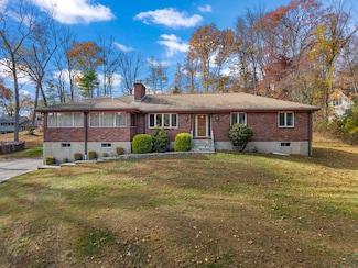 117 Church Hill Rd, Haddam, CT 06438