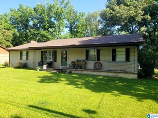 24 North St, Centreville, AL 35042