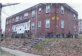 1149 Holland St, Crum Lynne, PA 19022