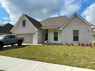 4704 Brigadier Way, Crestview, FL 32539