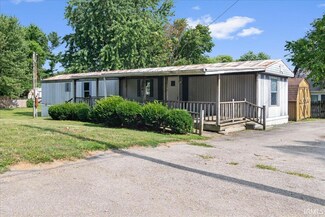 204 West St, Patoka, IN 47666