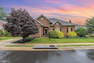 255 Carriage Chase Cir, Warrenton, VA 20186