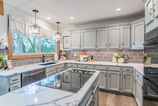 23801 Evans Rd, Tonganoxie, KS 66086