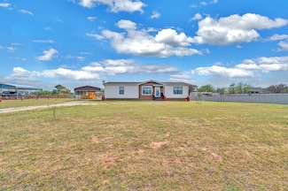 221 Rio Rim Rd, Lacy Lakeview, TX 76705