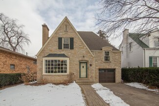 6427 N Leoti Ave, Chicago, IL 60646