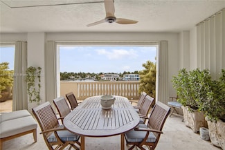 20165 NE 39th Place Unit 303 & 204, Miami, FL 33180