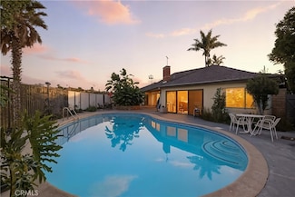 4400 Don Zarembo Dr, Los Angeles, CA 90008