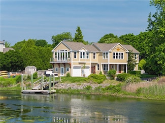 137 Congdon Ave, North Kingstown, RI 02852