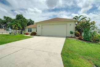 514 Moon St, Port Charlotte, FL 33954