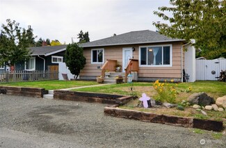 2116 Warner St, Bremerton, WA 98310