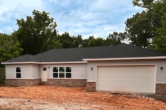 25 Hartlepool Dr, Bella Vista, AR 72715