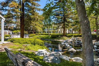 700 E Lake Dr Unit 142, Orange, CA 92866