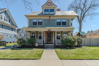 17 Garfield St, Springfield, MA 01108