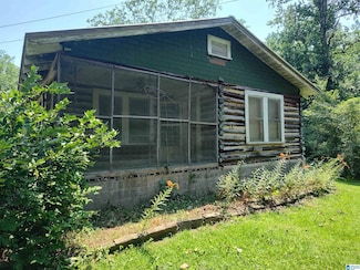 3910 Cherry Ln, Sylacauga, AL 35150