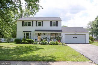 2400 Sweetbriar Rd, Wilmington, DE 19810
