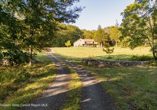 72 Cherry Hill Rd, Accord, NY 12404