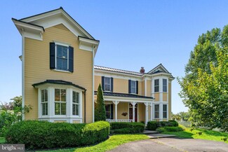 8579 Opal Rd, Warrenton, VA 20186