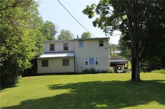 202 Spring St, Randolph, NY 14772