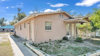 612 Pear St, Lakeland, FL 33815