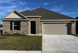 9392 Gage Rd, Maurice, LA 70555
