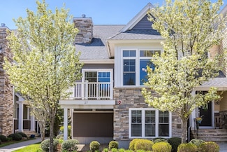 27 Boatwrights Loop, Plymouth, MA 02360