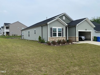 436 Rittenhouse Ct, Fuquay Varina, NC 27526