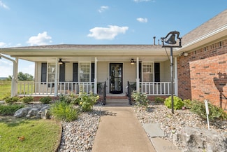 805 E 10th St, Claremore, OK 74017