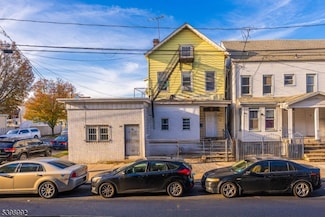 80 4th St Unit 82 1/2, Elizabethport, NJ 07206
