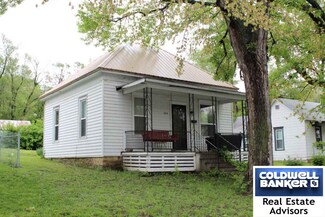 608 Prospect St, Onaga, KS 66521