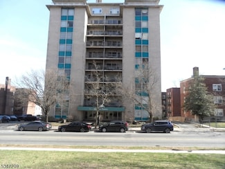 276 Prospect St Unit 8D, East Orange, NJ 07017