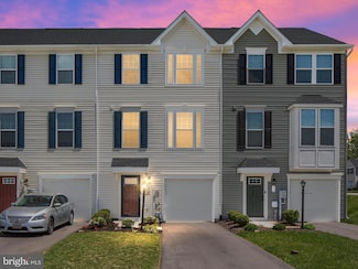 20 Absolution Dr, Hedgesville, WV 25427