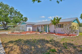13111 114th St, Largo, FL 33778