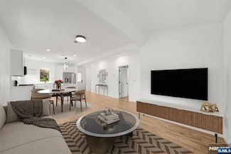 174 Pleasant Ave, Bergenfield, NJ 07621