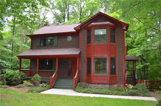 4909 Golden Oaks Dr, Oak Ridge, NC 27310