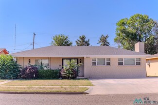 309 W Christopher Dr, Clovis, NM 88101