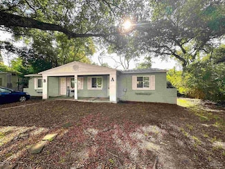 120 Holmes Dr Unit A, Pensacola, FL 32507