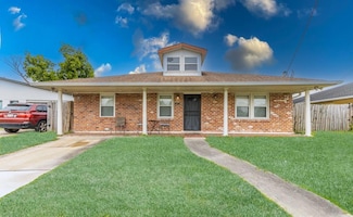 4624 Wright Rd, New Orleans, LA 70128