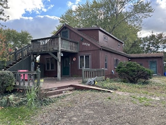 2828 Carter Ave, Erie, PA 16506