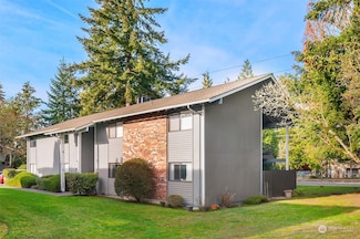 1600 149th Place SE Unit 3, Bellevue, WA 98007