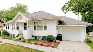 154 W Larch Ave, Muskegon, MI 49441