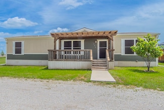 1353 Speedway Dr, Rhome, TX 76078