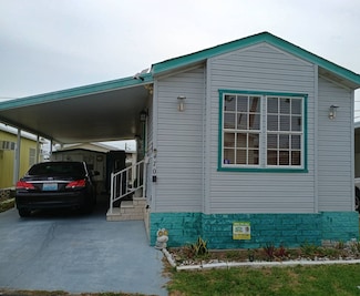370 53rd Ave N Unit 470, Saint Petersburg, FL 33703