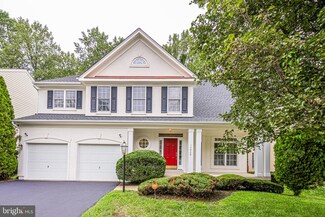 13029 Pilgrims Inn Dr, Woodbridge, VA 22193