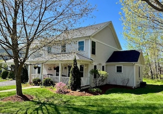 1 Stannard Dr, Essex Junction, VT 05452