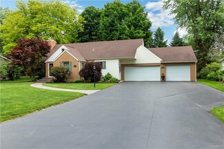 5901 Kamner Dr, Clarence Center, NY 14032