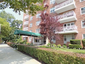 415 Gramatan Ave Unit 3-E, Mount Vernon, NY 10552