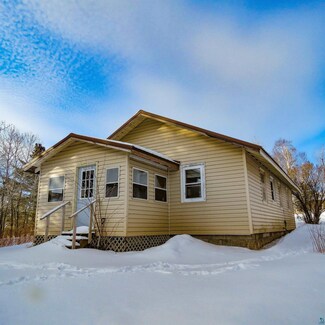 6614 Roses Rd, Finland, MN 55603
